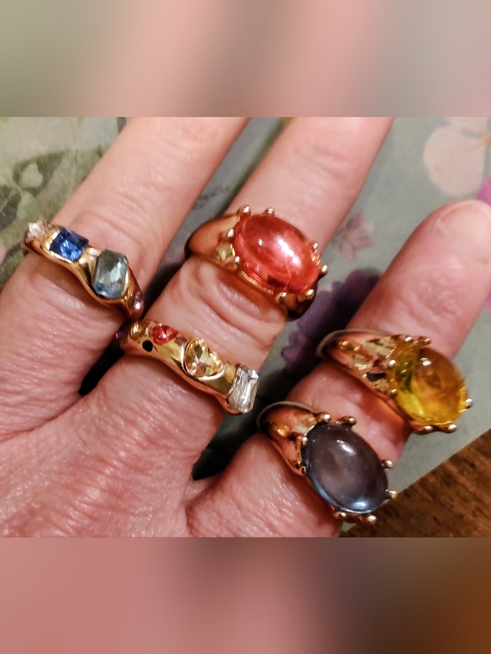 5 NWOT Mystery Metal Costume Bling Rings - Picture 8 of 17